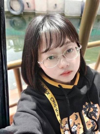 教學(xué)秘書(shū) 張惟卓